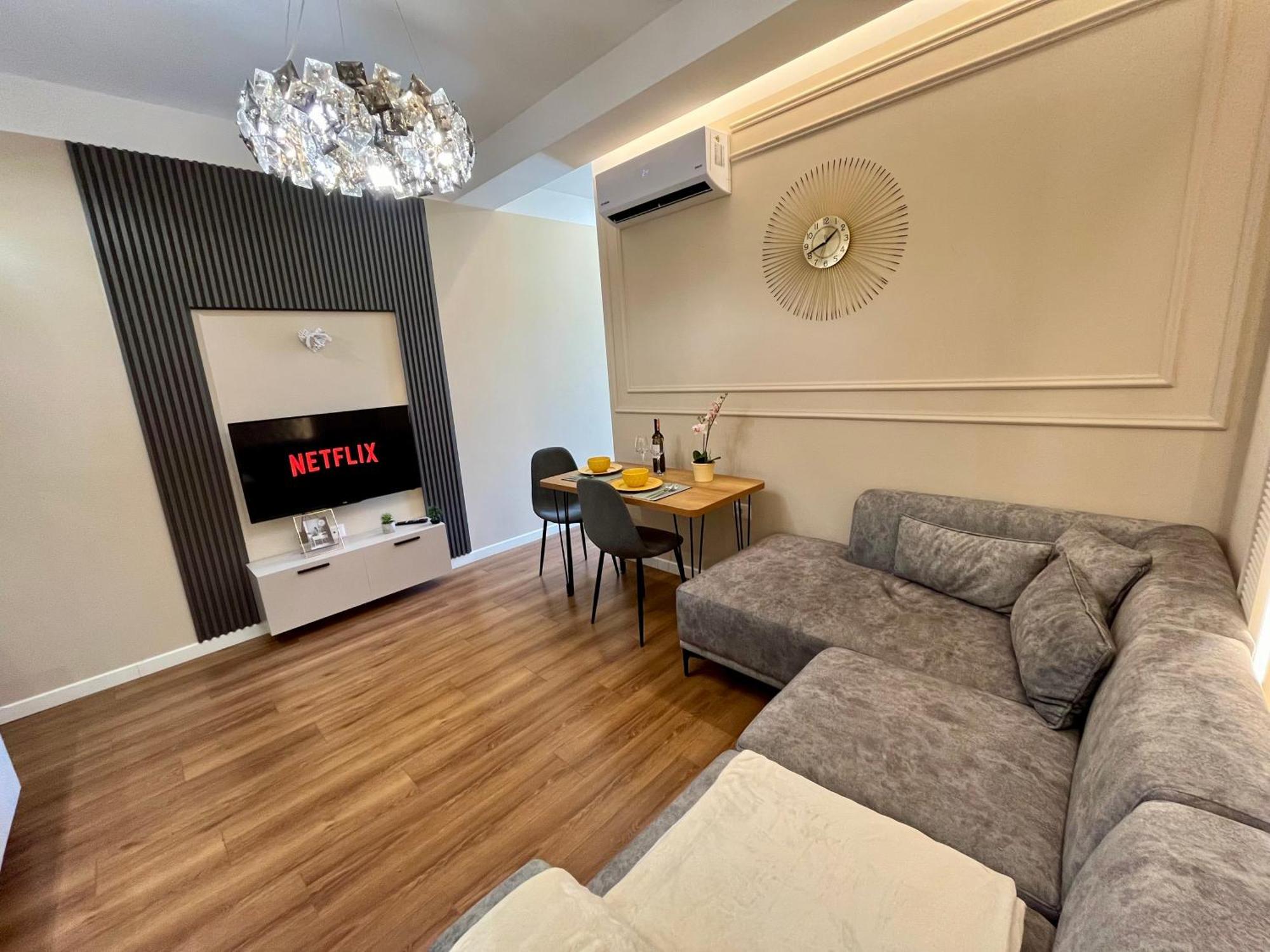 City Center Cozy Apartment Tirana Exterior foto